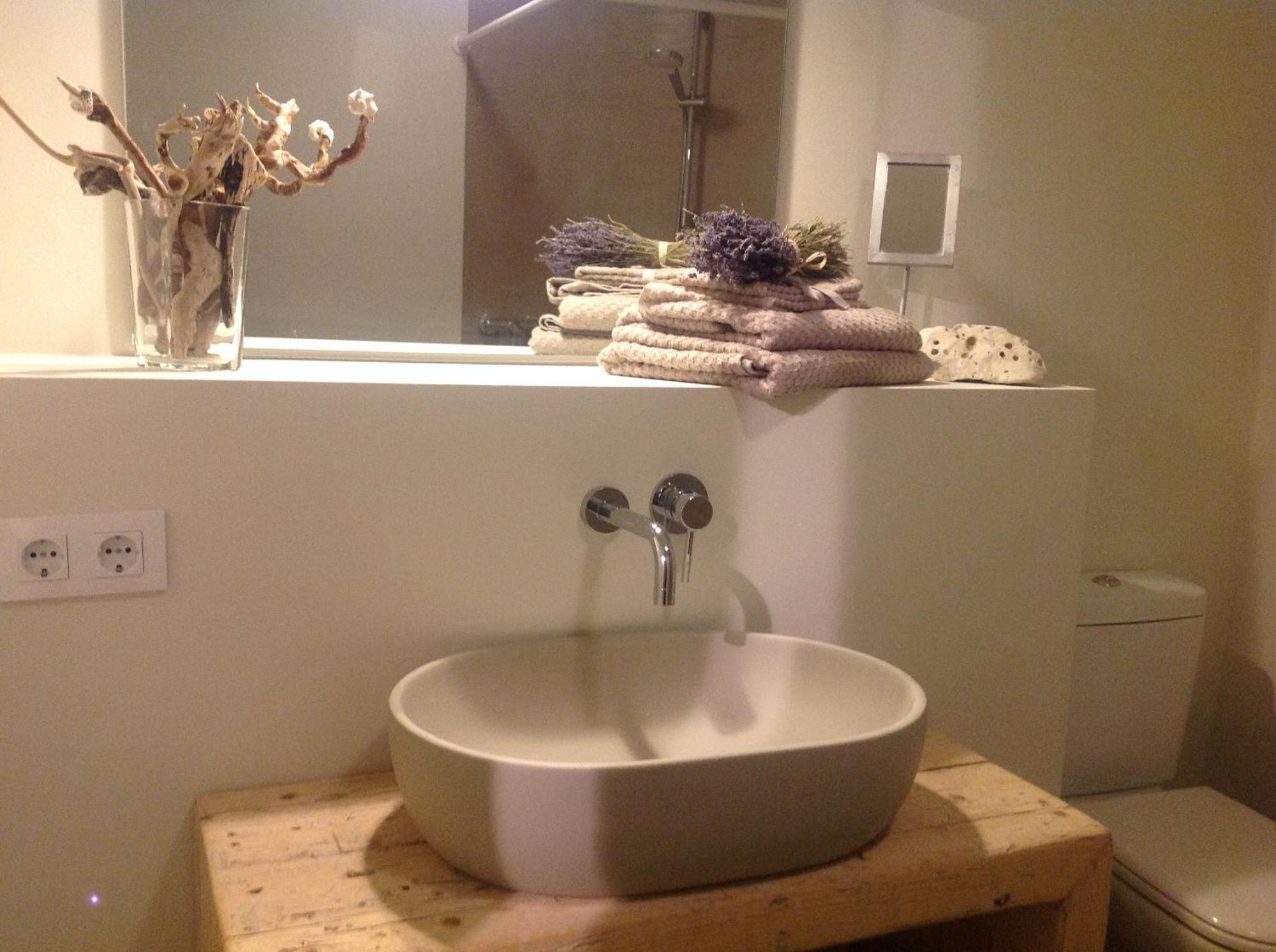 Pricosa Apart For Cyclists & Travellers Girona Esterno foto